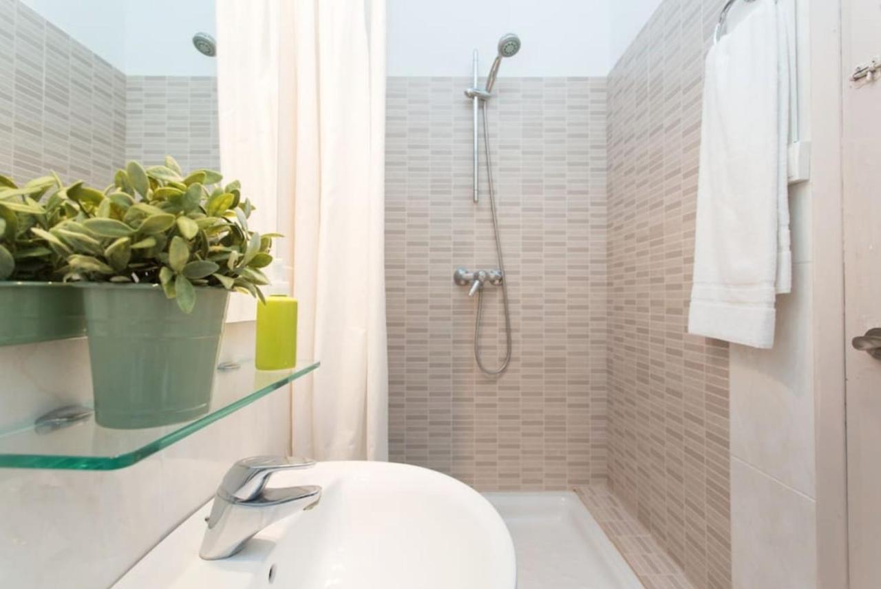 Priority Fira Apartments Barcelona Kültér fotó